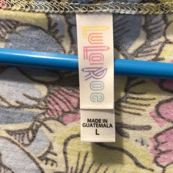 Lularoe classic T size large - Picture 2 of 5